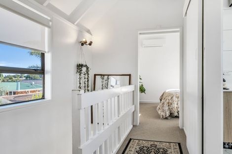 Photo of property in 2/506 Devonport Road, Tauranga South, Tauranga, 3112