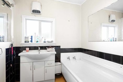 Photo of property in 25 Green Street, Tahunanui, Nelson, 7011