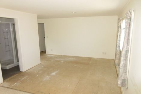 Photo of property in 32 Rimu Street, Waikanae, 5036