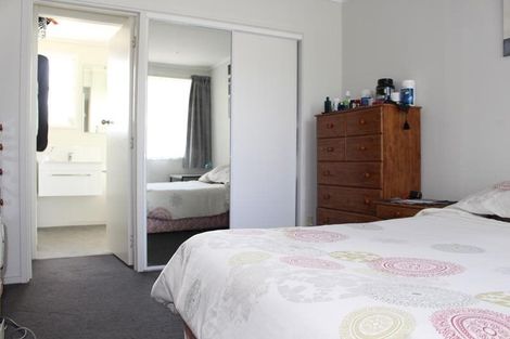 Photo of property in 6/69a Landscape Road, Mount Eden, Auckland, 1024