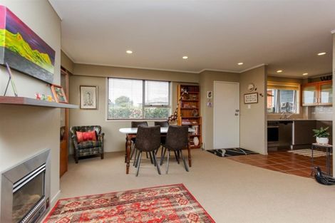 Photo of property in 54 Cutfield Road, New Plymouth, 4310