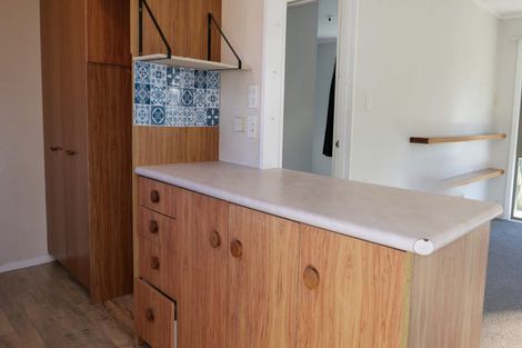 Photo of property in 13 Redwood Close, Paraparaumu, 5032