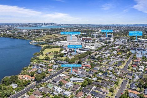 Photo of property in 1/135 Shakespeare Road, Milford, Auckland, 0620