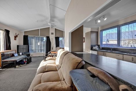 Photo of property in 88 South Road, Manaia, 4612