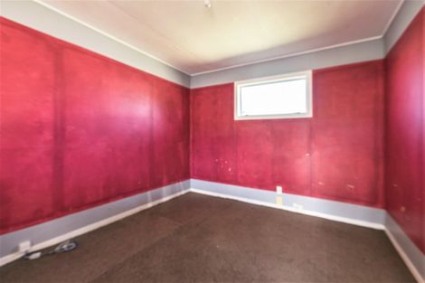 Photo of property in 7 Franklin Street, Porangahau, 4291