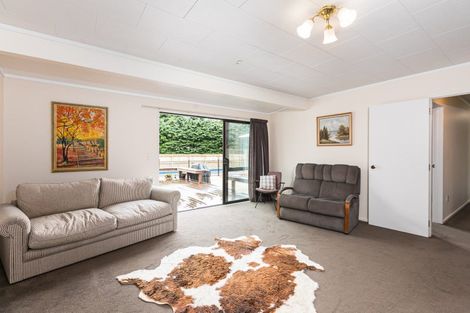 Photo of property in 17 Charlotte Street, Takapau, 4203