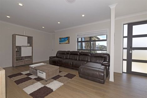 Photo of property in 20 Kuawa Drive, Kumeu, 0810