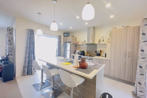 Photo of property in 61 Grove Road, Papakura, 2110