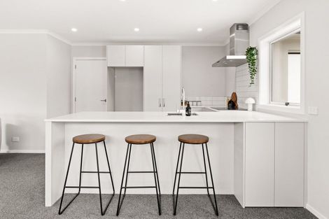 Photo of property in 2/52 Park Road, Greenmeadows, Napier, 4112