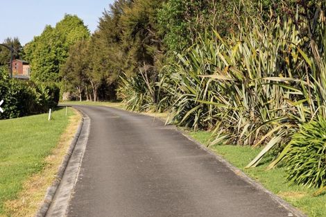 Photo of property in 32 Riverstone Drive, Welcome Bay, Tauranga, 3112