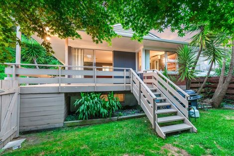 Photo of property in 7 Kahurangi Place, Hillpark, Auckland, 2102