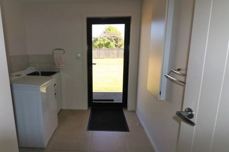 Photo of property in 8a Allan Street, Dannevirke, 4930