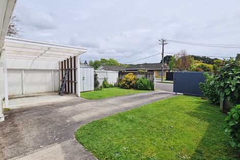 Photo of property in 32 Rimu Street, Waikanae, 5036
