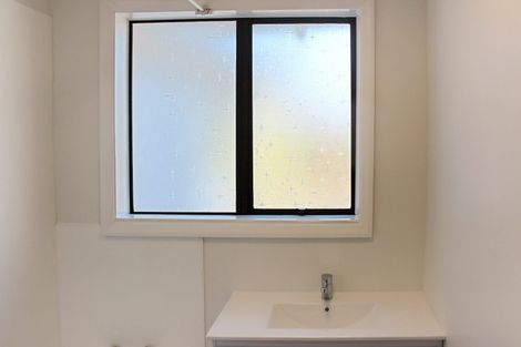 Photo of property in 96 Mcfaddens Road, St Albans, Christchurch, 8052