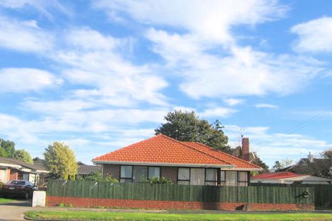 Photo of property in 2/445 Great South Road, Papatoetoe, Auckland, 2025