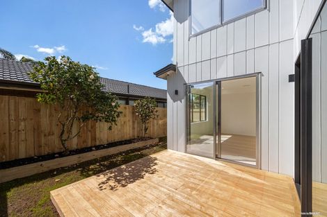 Photo of property in 11a Mimosa Place, Half Moon Bay, Auckland, 2012