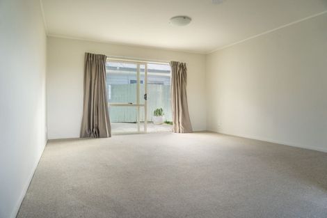 Photo of property in 58b Barrack Road, Mount Wellington, Auckland, 1060