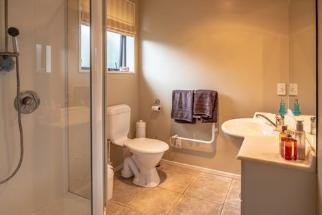 Photo of property in 2 Village Lane, Halswell, Christchurch, 8025