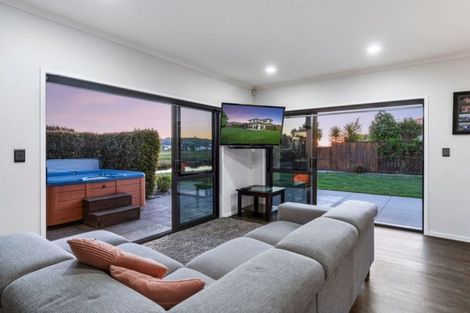 Photo of property in 28 Ventura Key, Papamoa Beach, Papamoa, 3118