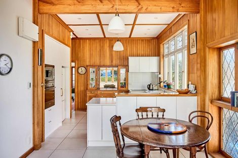 Photo of property in 35 Marine Parade, Eastbourne, Lower Hutt, 5013