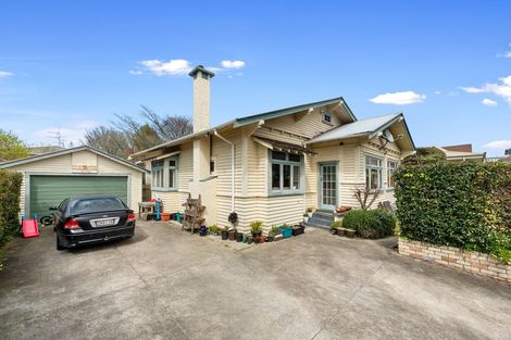 Photo of property in 14 Myrtle Street, Hamilton East, Hamilton, 3216