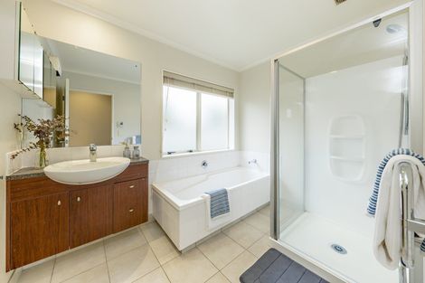 Photo of property in 9 Thyme Court, Flat Bush, Auckland, 2016