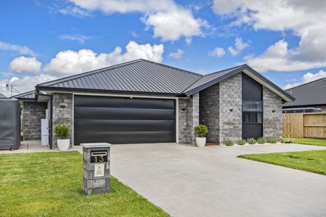 Photo of property in 13 Parera Crescent, Tikipunga, Whangarei, 0112