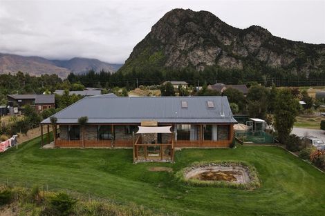 Photo of property in 17 Balneaves Lane, Albert Town, Wanaka, 9382