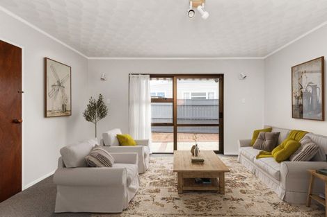 Photo of property in 10 Otatara Road, Taradale, Napier, 4112