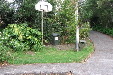 Photo of property in 126 Takahe Road, Titirangi, Auckland, 0604
