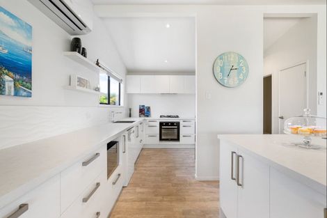 Photo of property in 107 Sharyn Place, Whangamata, 3620