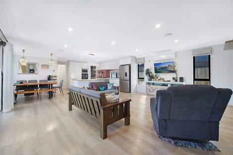 Photo of property in 10c Finchley Road, Torbay, Auckland, 0632