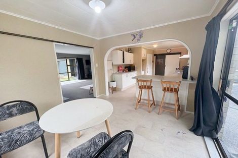 Photo of property in 43 Normanby Street, Woodville, 4920