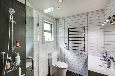 Photo of property in 49 Chaucer Road, Hospital Hill, Napier, 4110