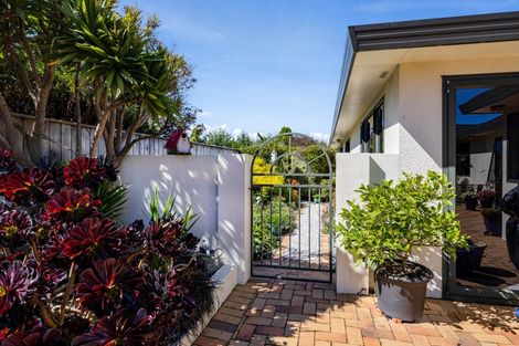 Photo of property in 15 Rod Syme Place, Hawera, 4610