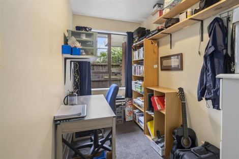 Photo of property in 4 Hossack Close, Belfast, Christchurch, 8051