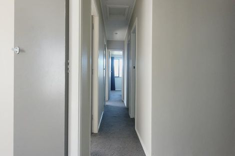 Photo of property in 54 Davidson Crescent, Tawa, Wellington, 5028