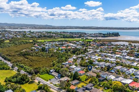 Photo of property in 16 Westmere Crescent, Westmere, Auckland, 1022