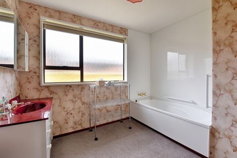 Photo of property in 5 Raeburn Place, Gore, 9710