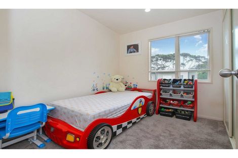 Photo of property in 1/206 Manuka Road, Bayview, Auckland, 0629