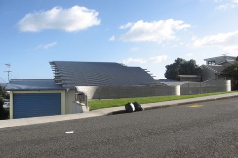 Photo of property in 5 Thornley Street, Titahi Bay, Porirua, 5022