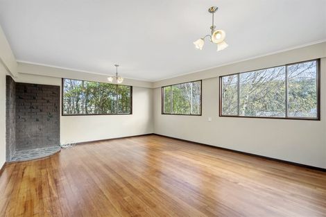 Photo of property in 2 Cornwall Crescent, Cannons Creek, Porirua, 5024