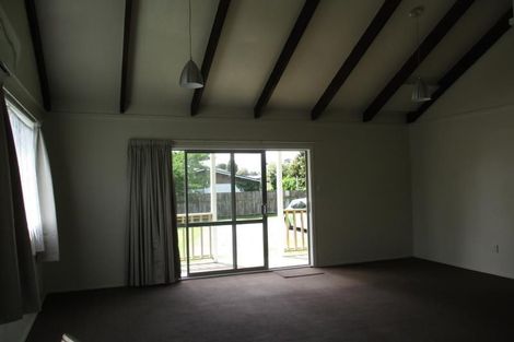 Photo of property in 50 Eatwell Avenue, Paraparaumu Beach, Paraparaumu, 5032