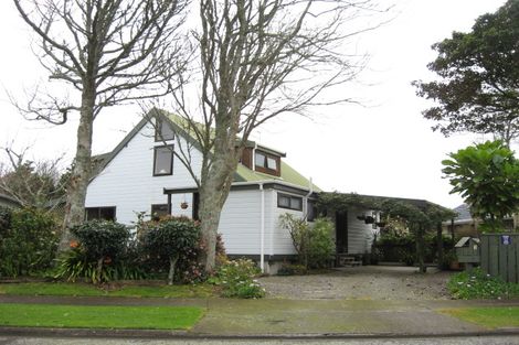 Photo of property in 3 Iwa Iti Street, Waitara, 4320