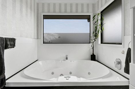 Photo of property in 1d Silvan Place, Bell Block, New Plymouth, 4312