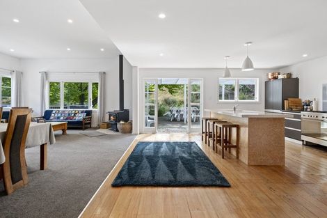 Photo of property in 353 North Manakau Road, Manakau, Levin, 5573