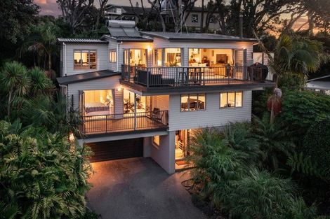 Photo of property in 31a Ocean View Road, Hatfields Beach, Orewa, 0931