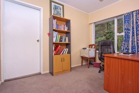 Photo of property in 1/104a Bolton Street, Blockhouse Bay, Auckland, 0600