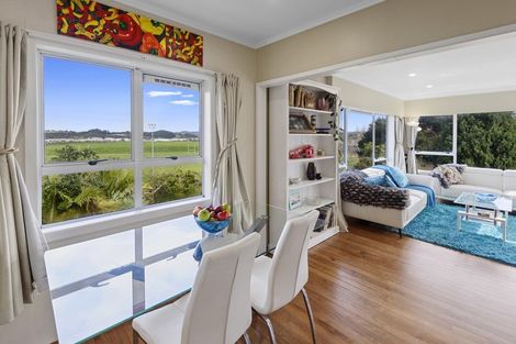 Photo of property in 10 Tanekaha Drive, Parahaki, Whangarei, 0112
