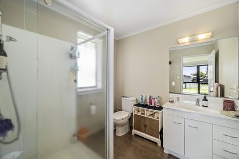 Photo of property in 18 Great West Road, Matipo Heights, Rotorua, 3015